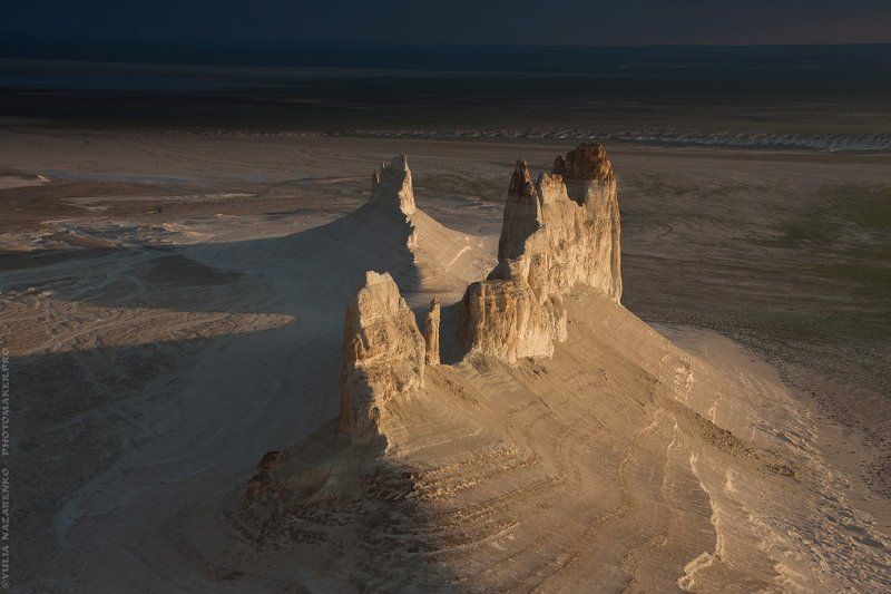 пейзаж, горы, закат, долина, панорама, landscape, mountains, rock, panorama, sunset, sunrise, sundown, рассвет, гроза, storm Где-то во Вселеннойphoto preview