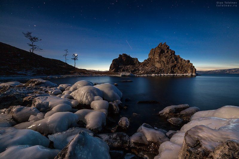 байкал, малое море, ольхон, лед, зима, шаманка, бурхан, Шаманка в лунном светеphoto preview