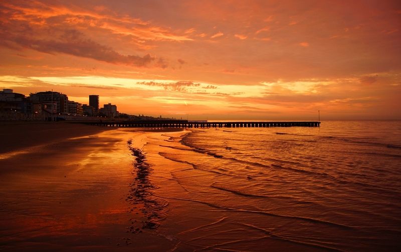 morning, shore, sunrise, dawn, sky, summer, landscape, beach, sea, shore, bright, sun Summer morningphoto preview