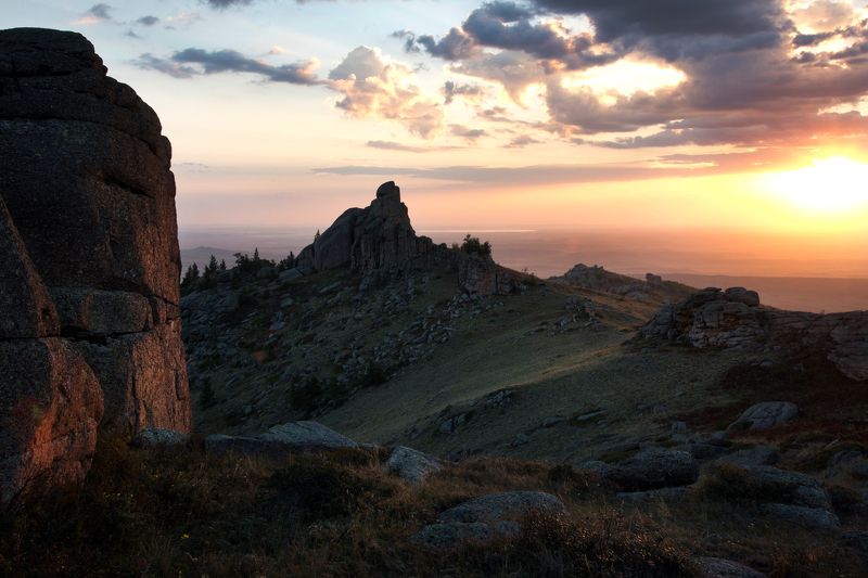 Горы Ку. Угасание светила.photo preview