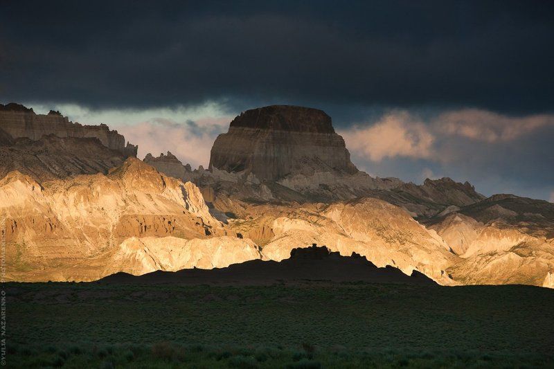 пейзаж, горы, закат, долина, панорама, landscape, mountains, rock, panorama, sunset, sunrise, sundown, рассвет, гроза, storm Между небом и землейphoto preview