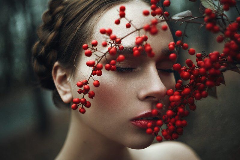 Красная ягодаphoto preview