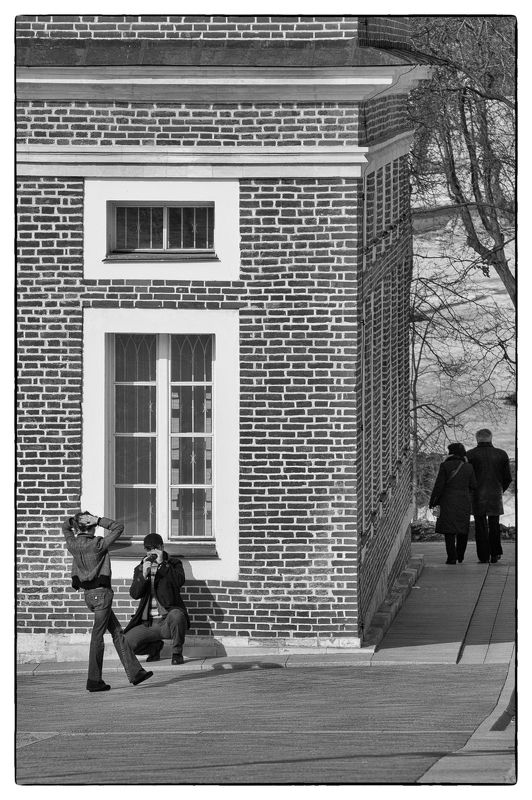 Moscow Photo Street Russia People Walking among the Russians.photo preview
