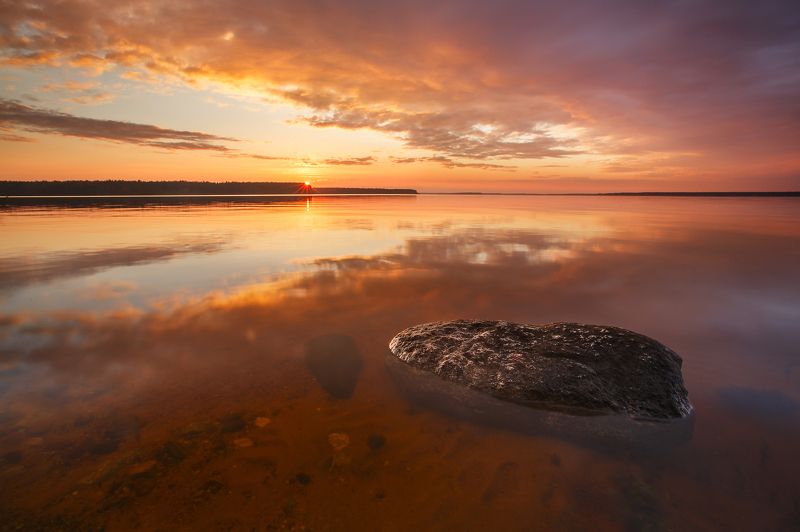 Селигер, Россия, Закат, Озеро, Камень, циклон О чем молчат камни Селигераphoto preview
