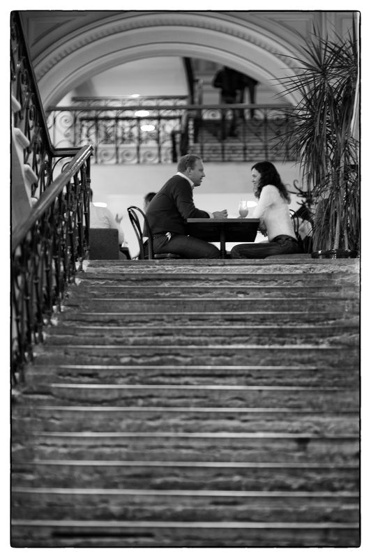 Moscow Photo Street Russia People Walking among the Russians.photo preview