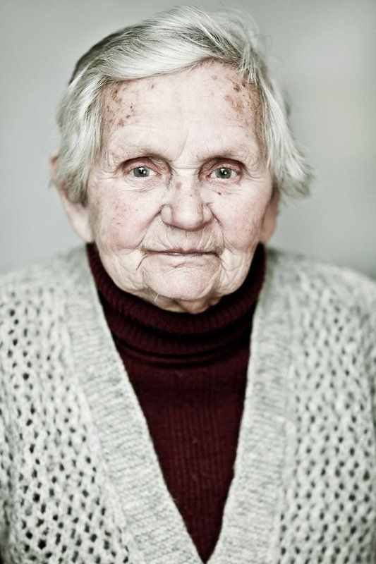 Grandmotherphoto preview