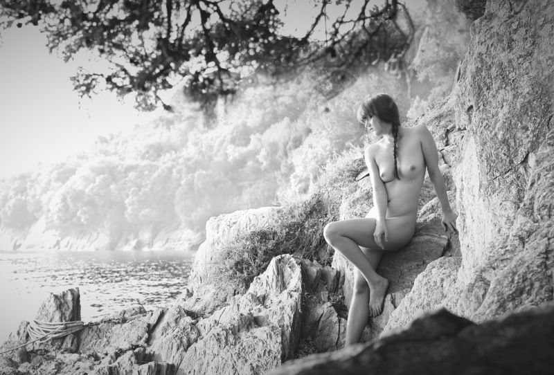 sea, greece, rock, summer, water, girl, nude Morgens am Felsen (In the morning at the rock)photo preview