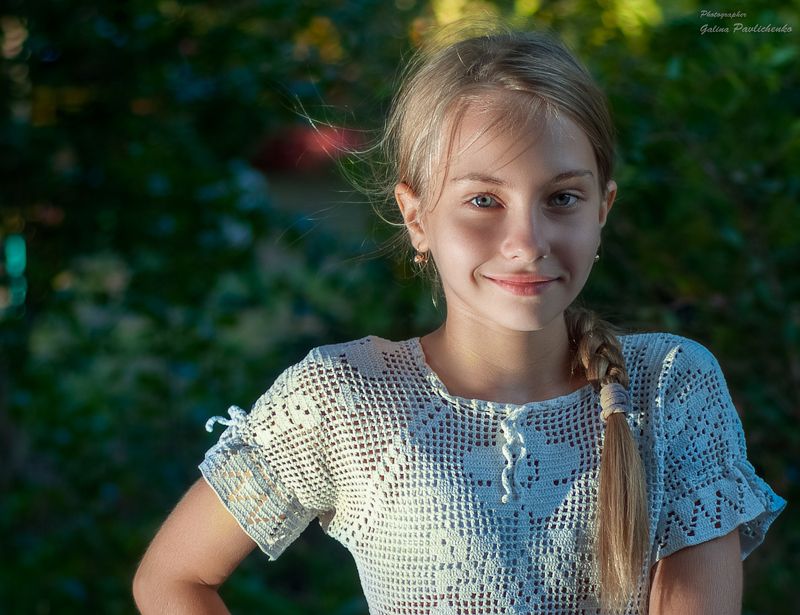 девочка, портрет , улыбка , глаза , лето Настяphoto preview