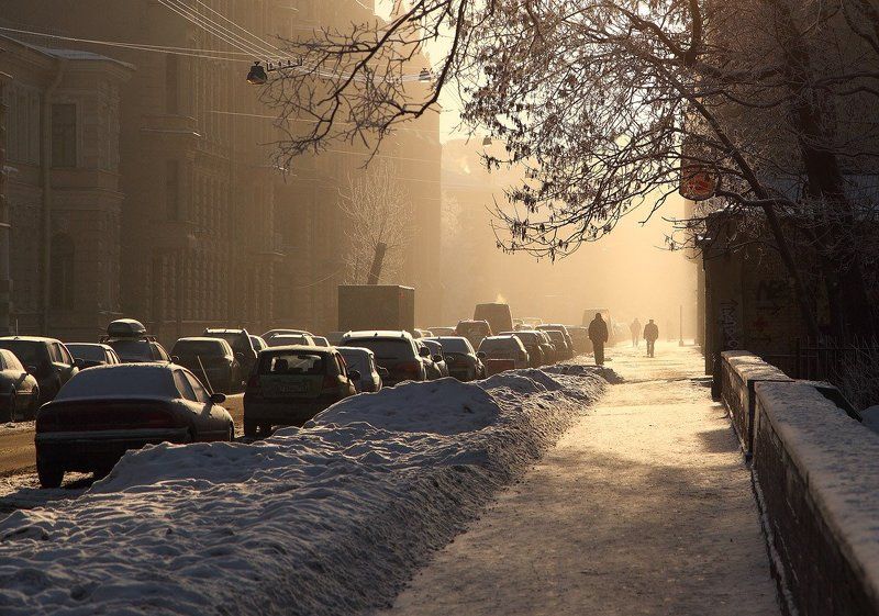 уходящие в светphoto preview