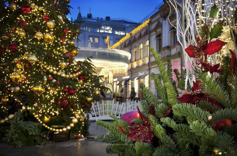 moscow, night, new year, tree, christmas, москва, ночная, ночь, вечер, огни, новый год, рождество, елка, ёлка, новогодняя, рождественская, карусель Новогодняя Москваphoto preview