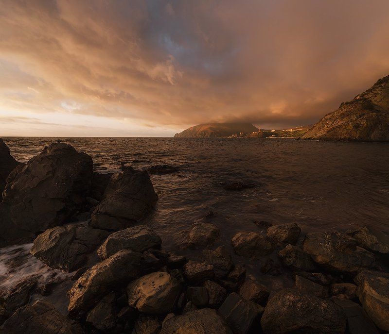 море, рассвет, облака, океан, горы, крым, nikon, медведь гора, аю-даг Драматичный Аю-Даг.photo preview