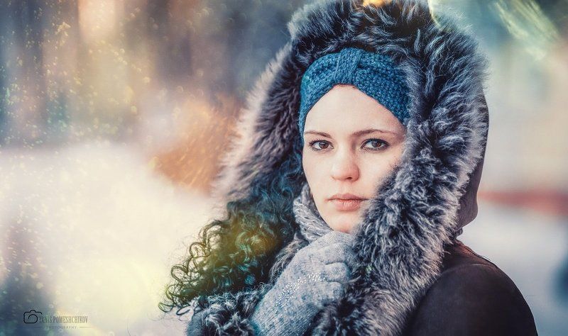 portrait,girl,winter,cold portraitphoto preview