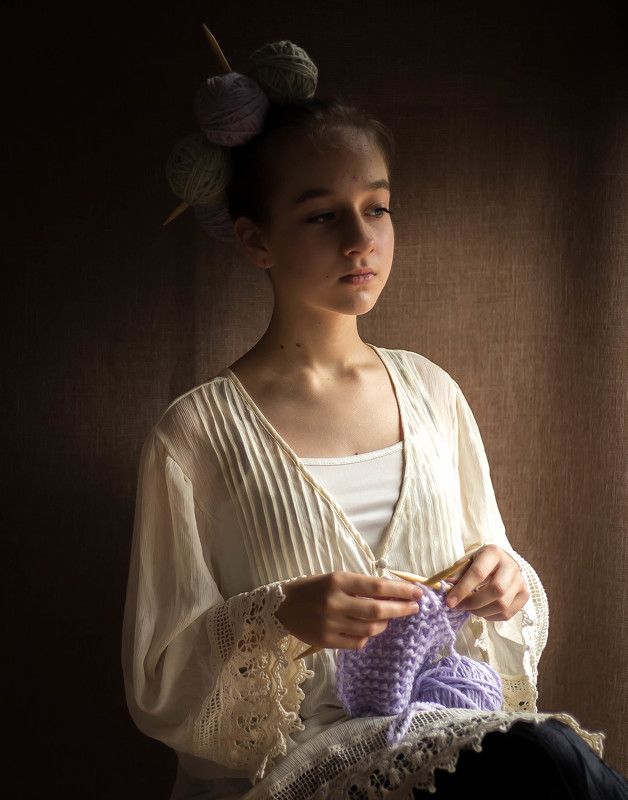 #girl # knitting #yarn # dreaming #iloveit #beautiful #happiness #children #mykids #nicepic ****photo preview