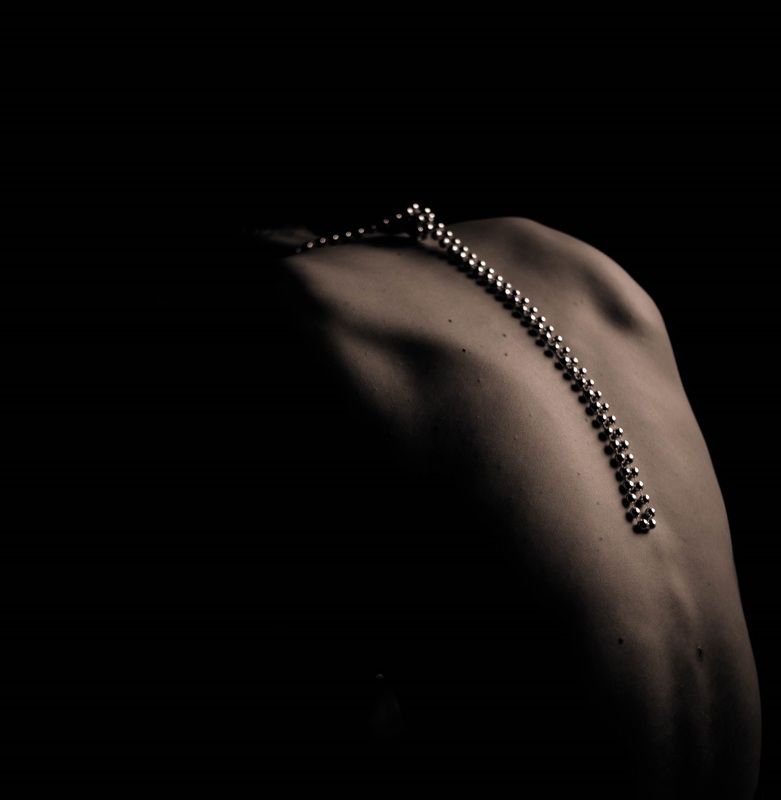 #man #nude# necklase #shadow #beauty #manlove #germany In the shadowphoto preview