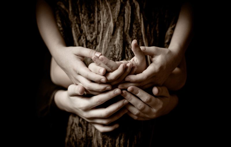 #kids #hands #couple #3kids #black #life #iloveit #vaikai #rankos #delnas Handsphoto preview