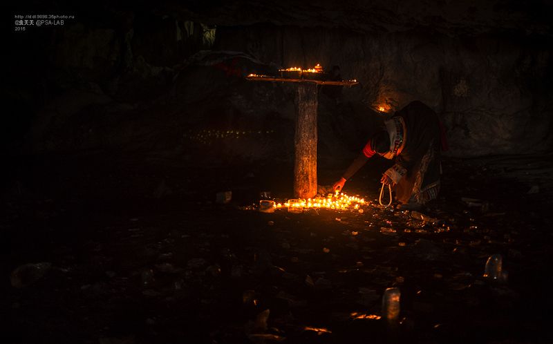 святой  держится в секрете  神圣秘境photo preview