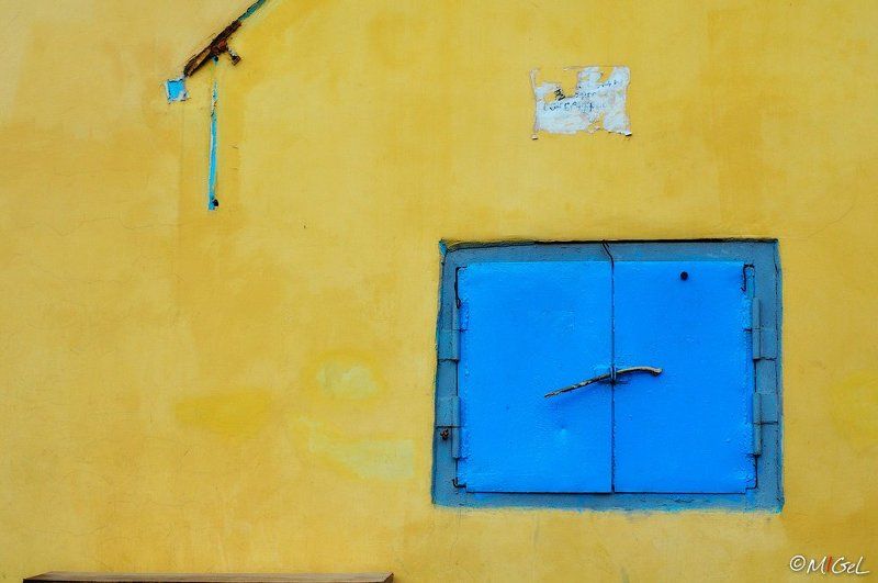 городские контрастыphoto preview