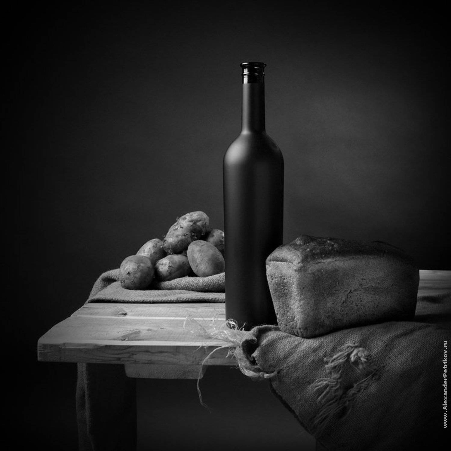 вино, хлеб, картофель, мешковина, Александр Петриков