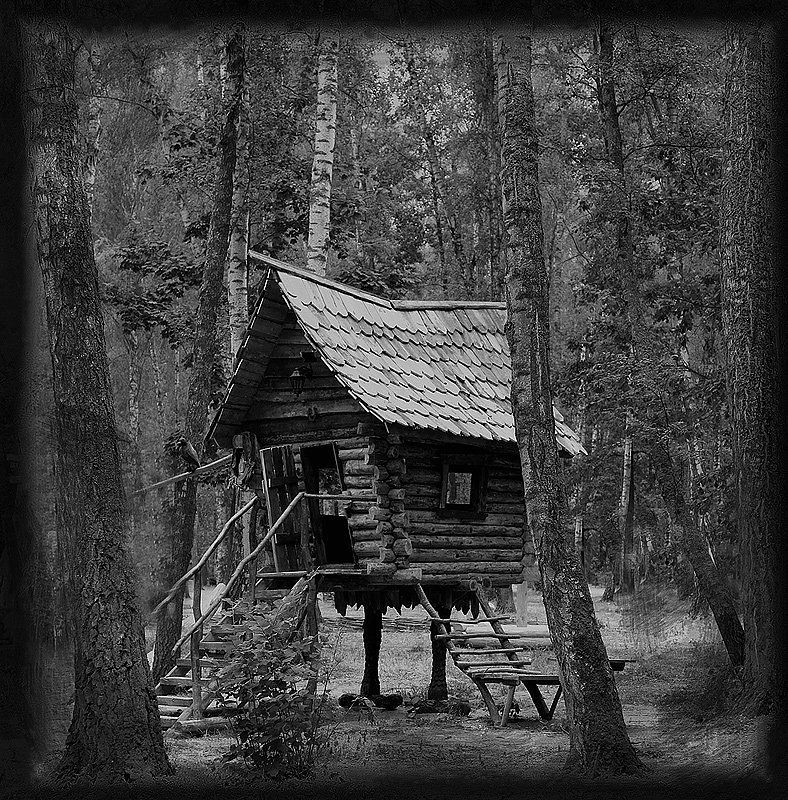 The Baba Yaga apartmentphoto preview