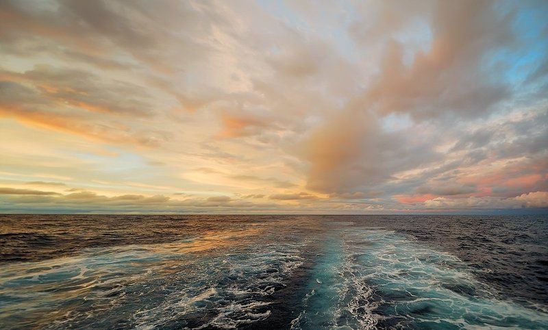 атлантика, в тропической Атлантикеphoto preview