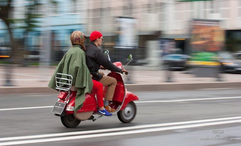 Двоеphoto preview