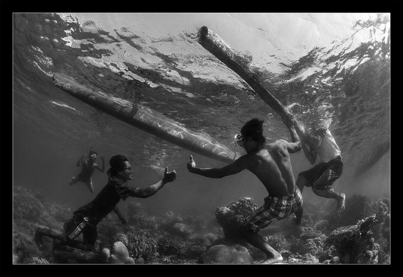 индонезия, рыбаки, лодка, нырялщики Классная рыбалка)photo preview