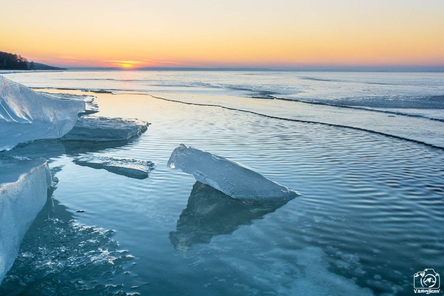 украина, каневское водохранилище, торосы, лед, зима, закат, отражение, Рукомойников Валентин