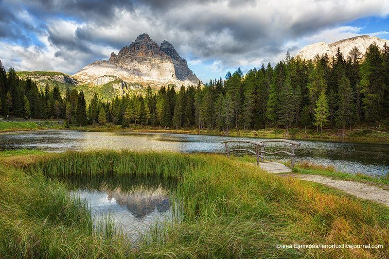 Доломиты, озеро  Antornophoto preview