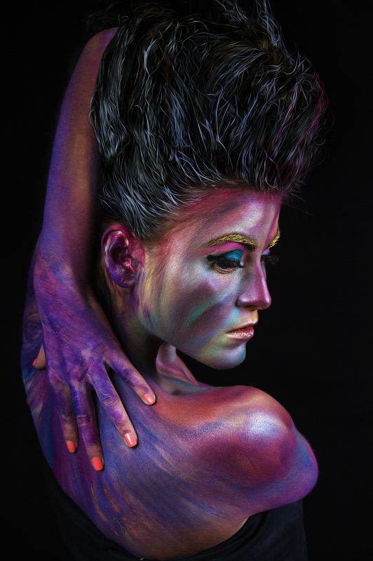 people, girl, portrait, art, body, life, texture, relief, eye, neck, paint, makeup, body art, black, opinion, creative Всплескphoto preview