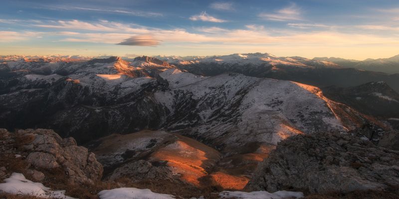 Там на самом на краю ОБРЫВАphoto preview