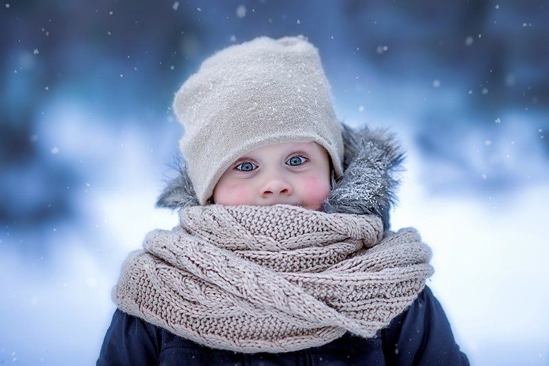 мальчик, глаза, снуд, зима Зимний портретphoto preview