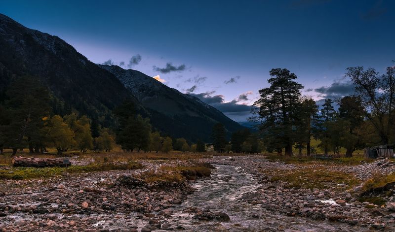 Под шум реки...photo preview