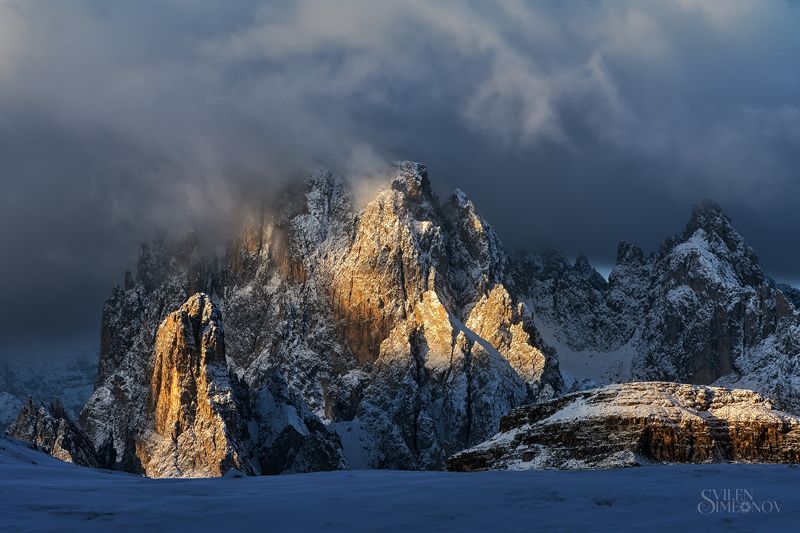 Доломитиphoto preview