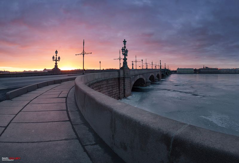 Россия, город, СПб, Питер, Петербург, Санкт-Петербург, зима, лед, Нева, река, восход, мост, небо, панорама, Russia, city, SBp. Petersburg, Saint-Petersburg, ice, river, bridge, sunrise, morning, sky, golubevphoto Началоphoto preview