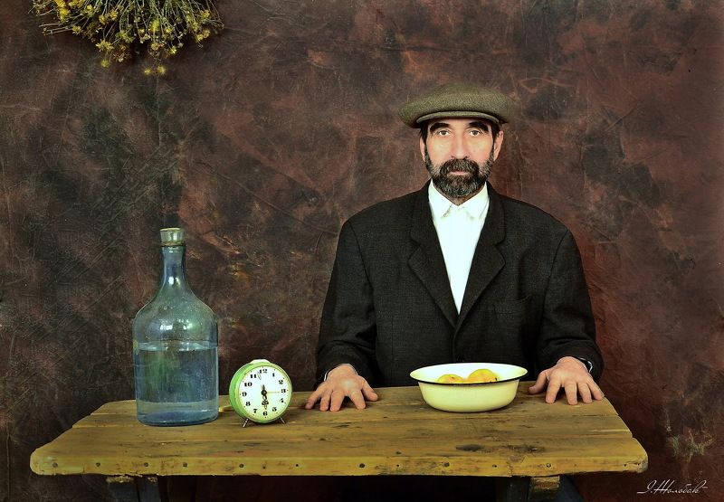 Майже по Параджанову- Автопортретphoto preview