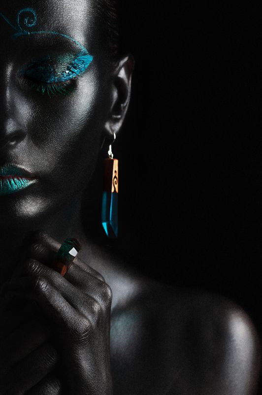 people, girl, portrait, art, body, soul, stones, texture, relief, eye, neck, paint, makeup, body art, forever, opinion, creative Проводникphoto preview