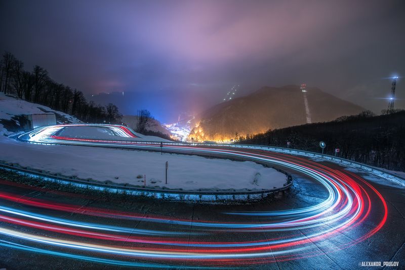 Горный серпантинphoto preview