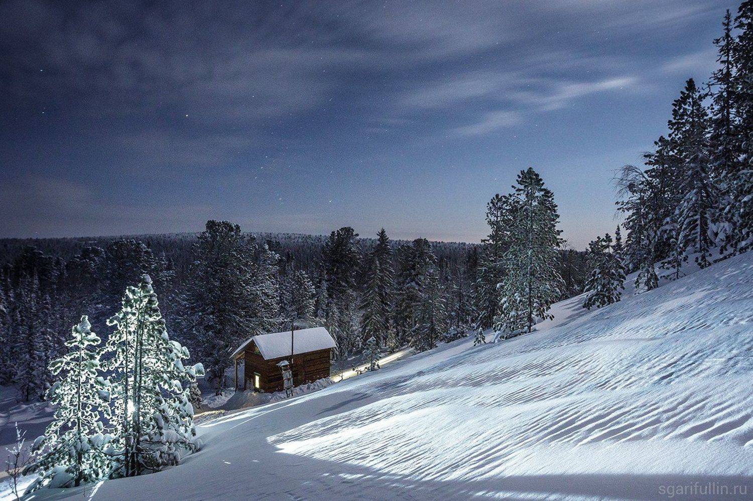 Северный Урал, Урал, Главный уральский хребет, ГУХ, природа Урала, Уральские горы, домик, домик в горах, ночь, Сергей Гарифуллин