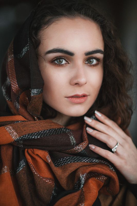 portrait,girl,people,beautiful,natural,light,colour,minsk Lizaphoto preview