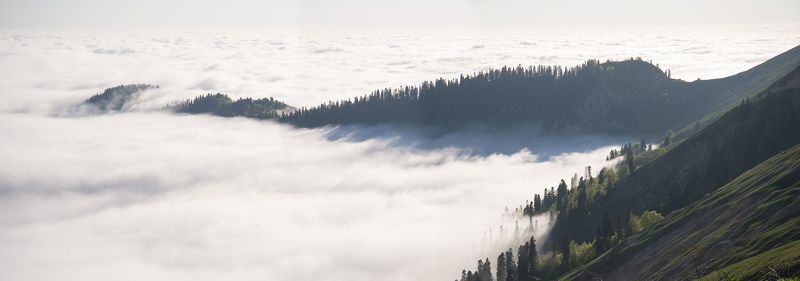 Абхазия горы и облакаphoto preview