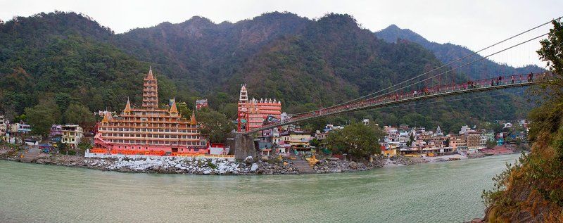 Глядя на священную Гангу...photo preview