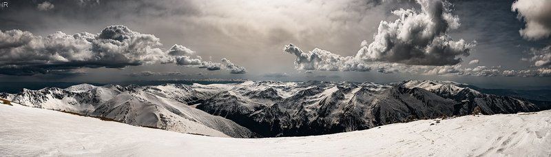 Панорама 8 кадров в полдень на южном склоне горы Мусала.photo preview