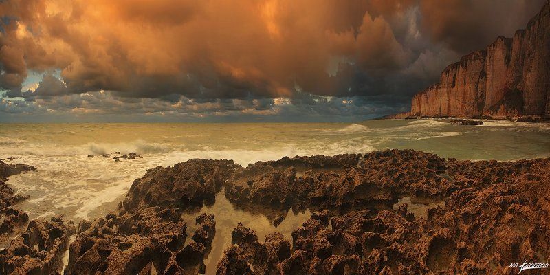 франция,france,étretat Оранжевые дожди Океанаphoto preview