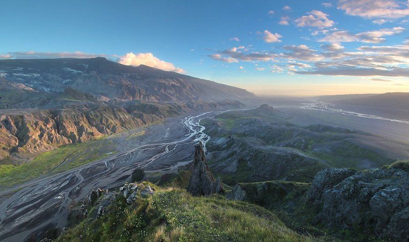 ТИХОНЬКО КУРИТСЯ EYJAFJALLAJOKULL...2photo preview