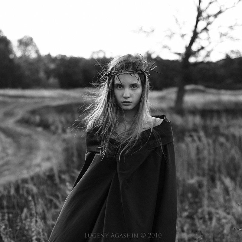 девушка * * *photo preview