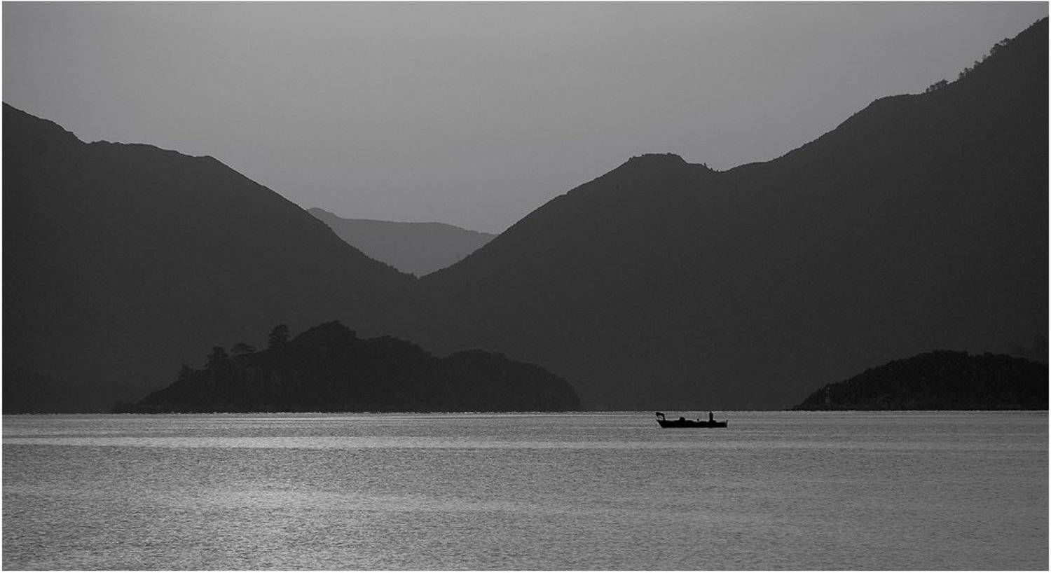 Утро (4). Автор: VictorSe утро, острова, лодка, море_эгейское, мармарис, VictorSe