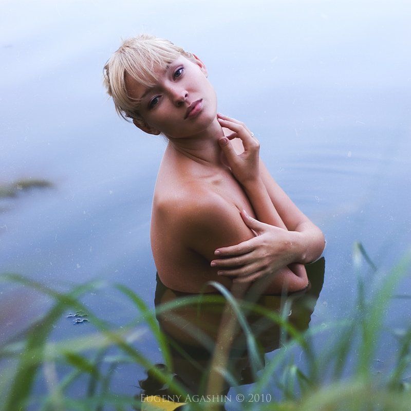 девушка * * *photo preview