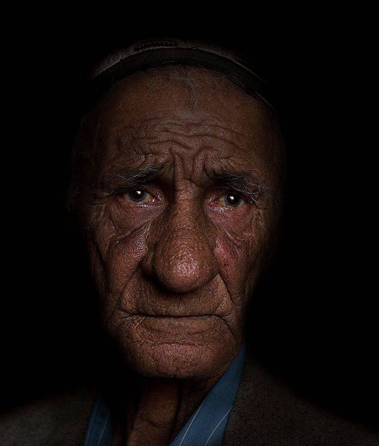 Уставший взгляд. Автор: Максим Костин , Максим Костин