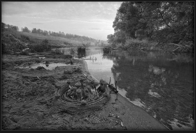 река, пейзаж, песок, замок, рассвет Может строю я волшебный замок из песка...photo preview