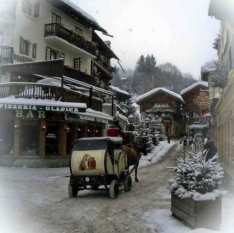 город, зима, рождество вспоминая Рождествоphoto preview